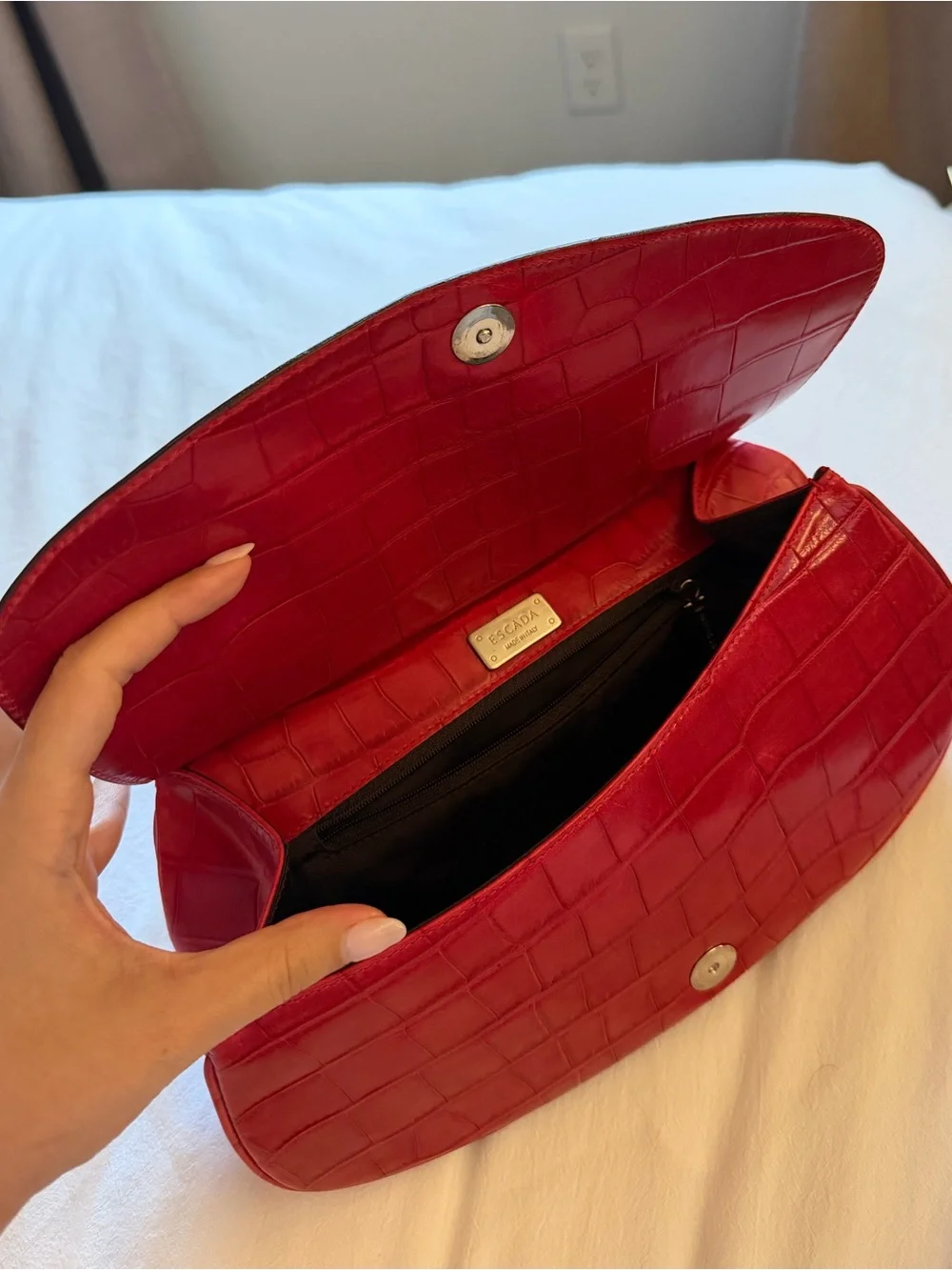 Vintage ESCADA Cherry Red Croc Leather  Shoulder bag